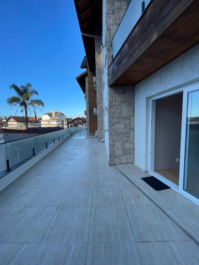 Apartamento Espetacular, 2 Suites, A 30M Da Rua Coberta غرامادو المظهر الخارجي الصورة